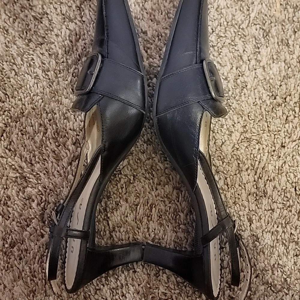 Unisa Black Heeled Shoes with Buckle Detail - Picture 2 of 4